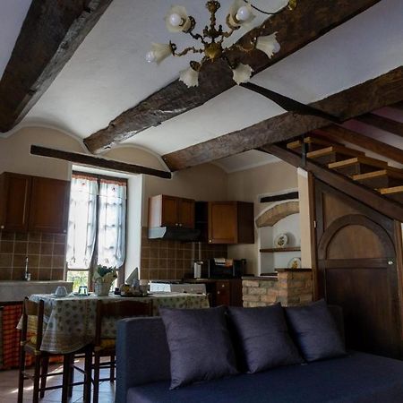 Aparthotel La Rocca Di Efisio Costigliole d'Asti Zewnętrze zdjęcie