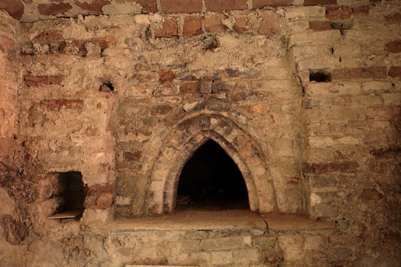 Aparthotel La Rocca Di Efisio Costigliole d'Asti Zewnętrze zdjęcie