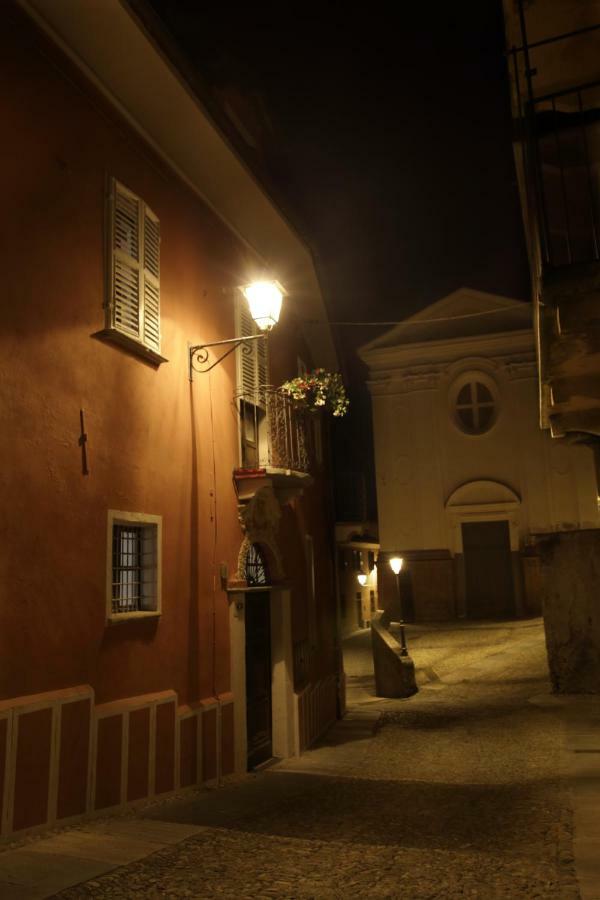 Aparthotel La Rocca Di Efisio Costigliole d'Asti Zewnętrze zdjęcie