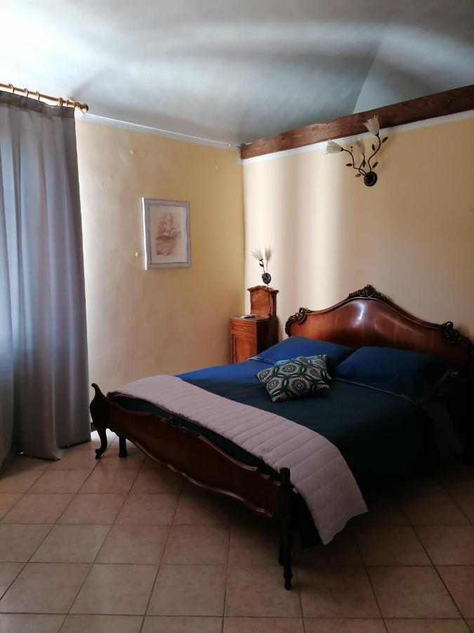 Aparthotel La Rocca Di Efisio Costigliole d'Asti Zewnętrze zdjęcie